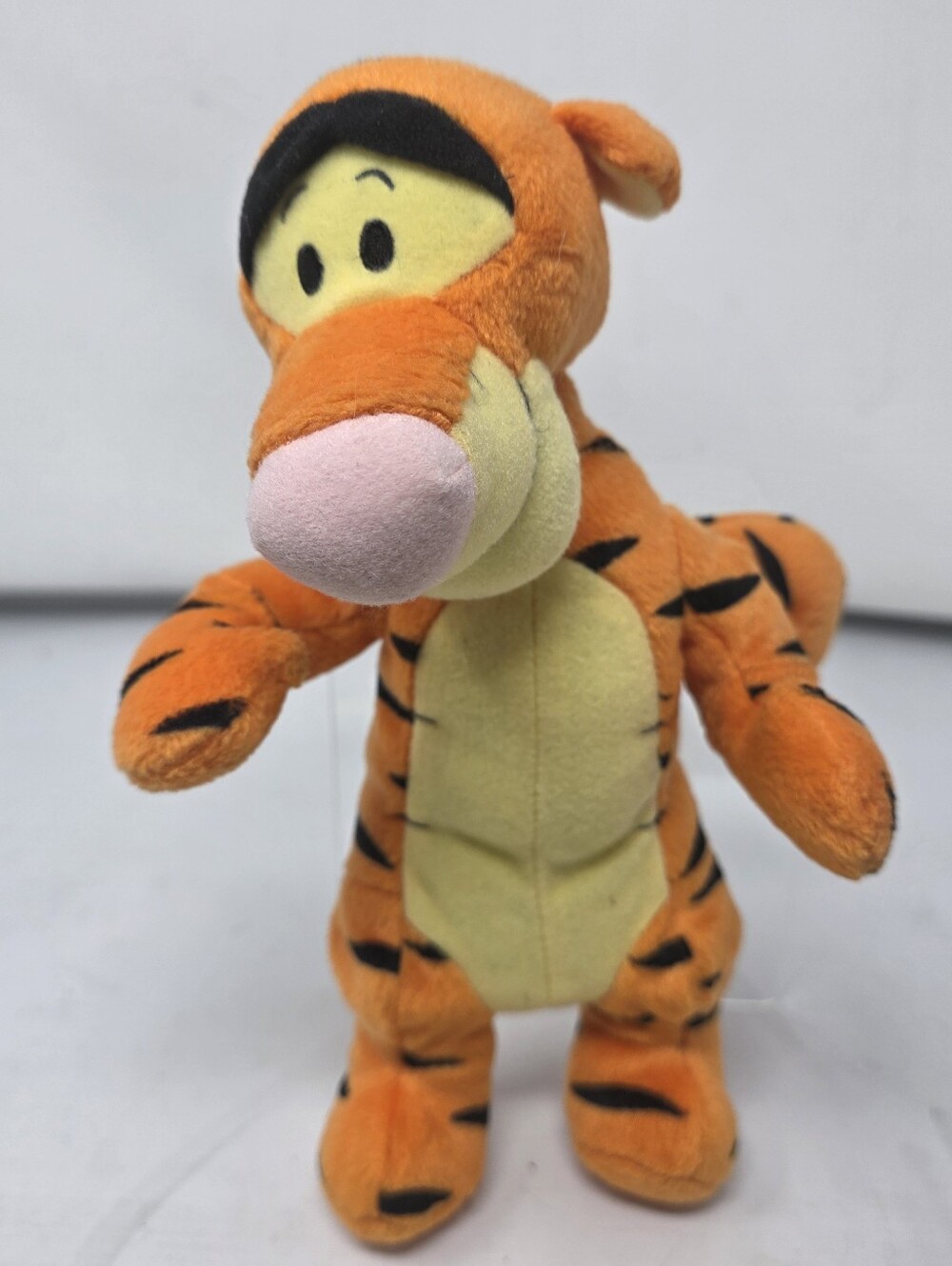 2001 Mattel Inc Disney Fisher Price 9" Plush Tigger Winnie the Pooh